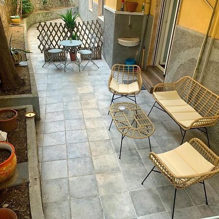 La Casa Di Alice Bed & Breakfast Salerno Exterior photo